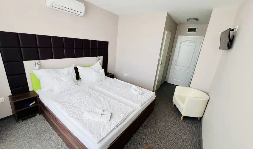 Port Étterem & Panzió Balatonmáriafürdő - Október 23. (min. 3 éj)