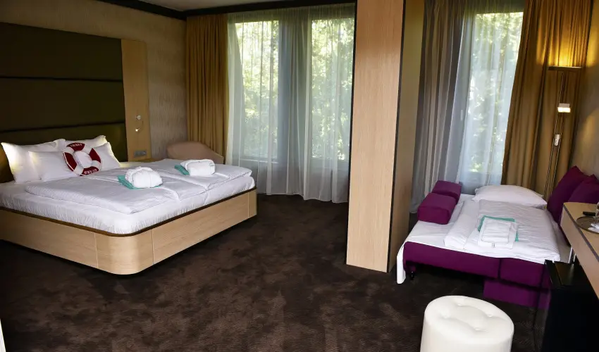 Portobello Wellness & Yacht Hotel Esztergom Esztergom - Oktber 23. (min. 2 j)