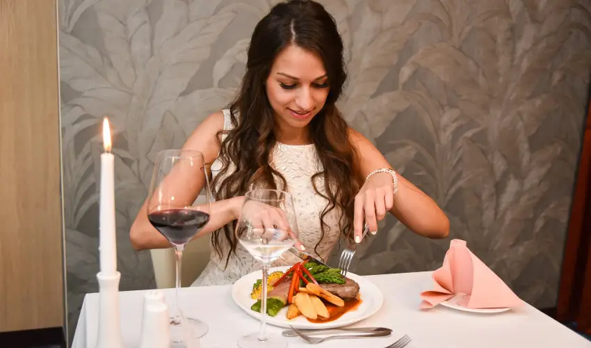 Portobello Wellness & Yacht Hotel Esztergom Esztergom - Oktber 23. (min. 2 j)