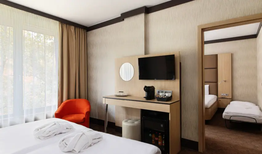 Portobello Wellness & Yacht Hotel Esztergom Esztergom - Oktber 23. (min. 2 j)