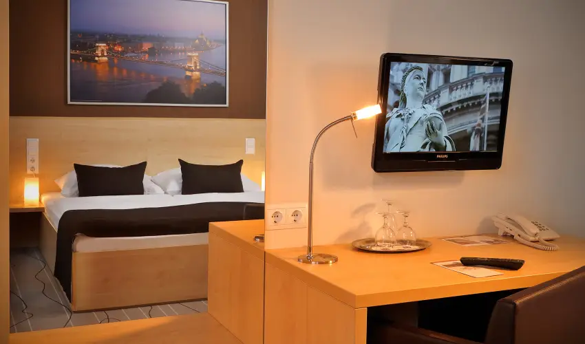 Promenade City Hotel Budapest - Oktber 23. - teljes elrefizetssel