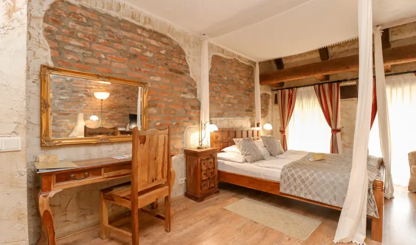 Puchner Kastélyszálló Bikal - Október 23.