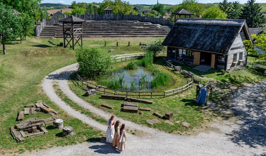 Puchner Kast�lysz�ll� Bikal - Okt�ber 23. (min. 2 �j)