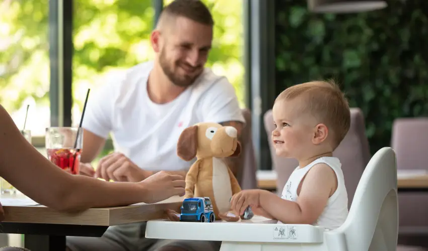 R31 Residence Srvr - Oktber 23. (min. 2 j)