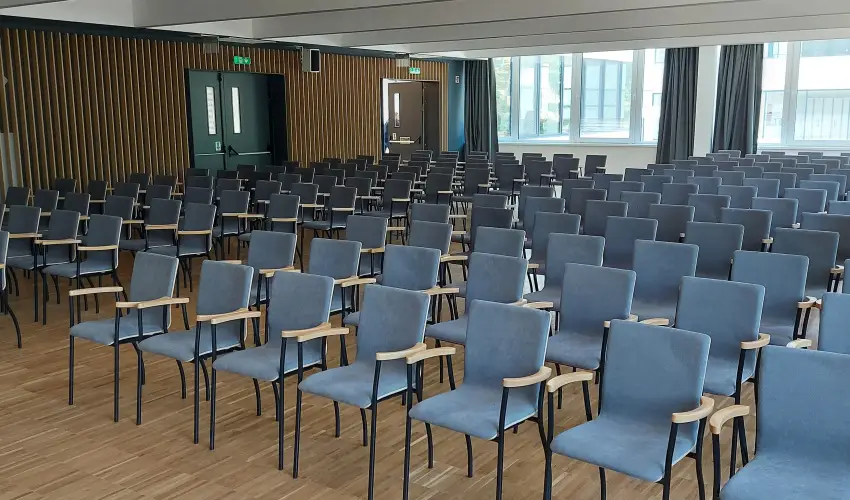 R�k�czi Hotel, T�bor �s Rendezv�nyk�zpont S�toralja�jhely - Okt�ber 23.