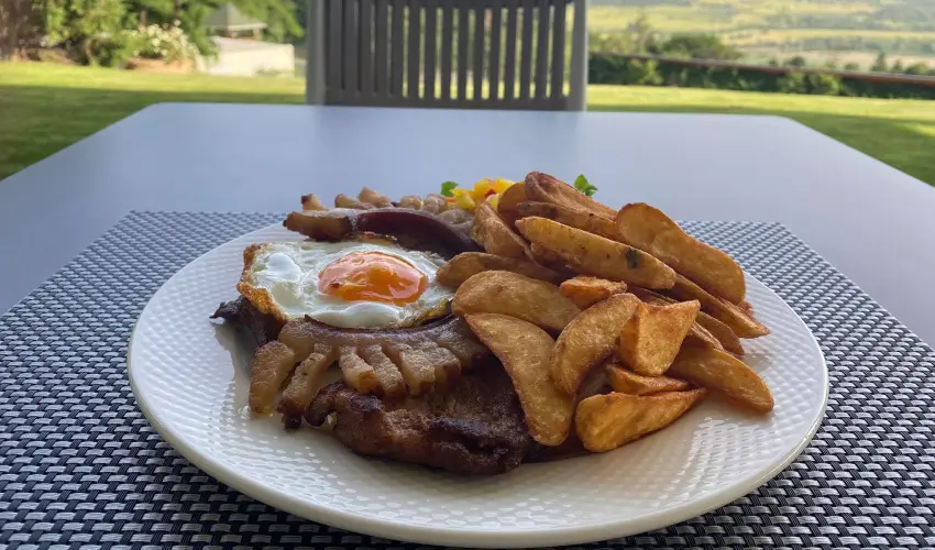 R�k�czi Hotel, T�bor �s Rendezv�nyk�zpont S�toralja�jhely - Okt�ber 23.