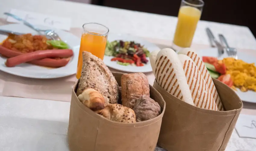 Residence Hotel Balaton Sifok - Oktber 23. - teljes elrefizetssel