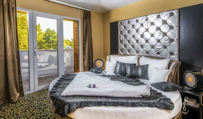 Residence Hotel Balaton Sifok - Oktber 23. - teljes elrefizetssel