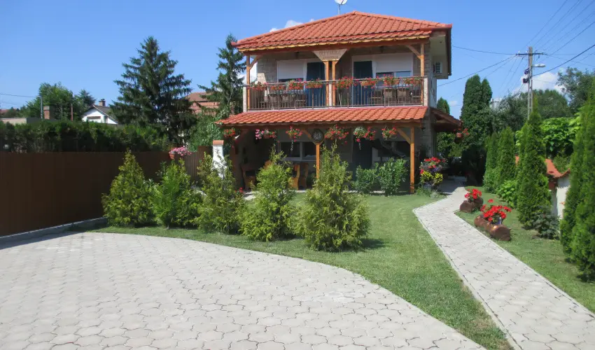 Riviera Apartman Hajdszoboszl - Oktber 23. (min. 3 j)