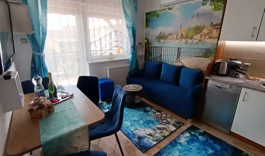 Riviera Apartman Hajd�szoboszl� - Okt�ber 23. (min. 3 �j)