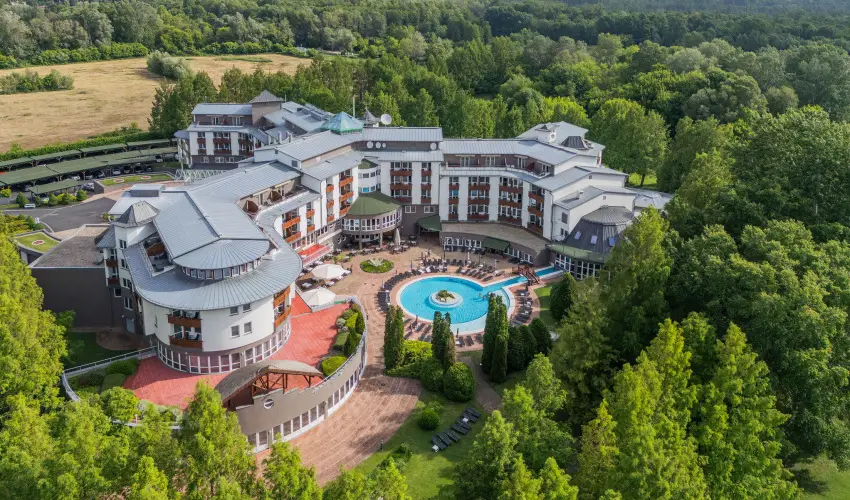 Lotus Therme Hotel & Spa Hvz - Oktber 23. (min. 3 j)