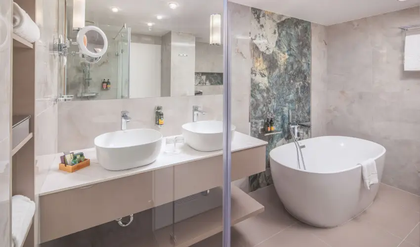 Lotus Therme Hotel & Spa Hvz - Oktber 23. (min. 3 j)