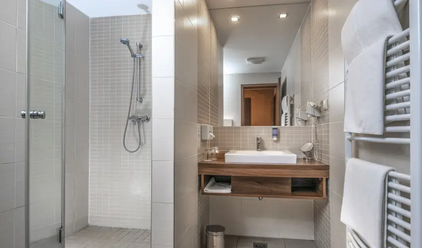 Royal Club Hotel Visegrd - Oktber 23. (min. 2 j)