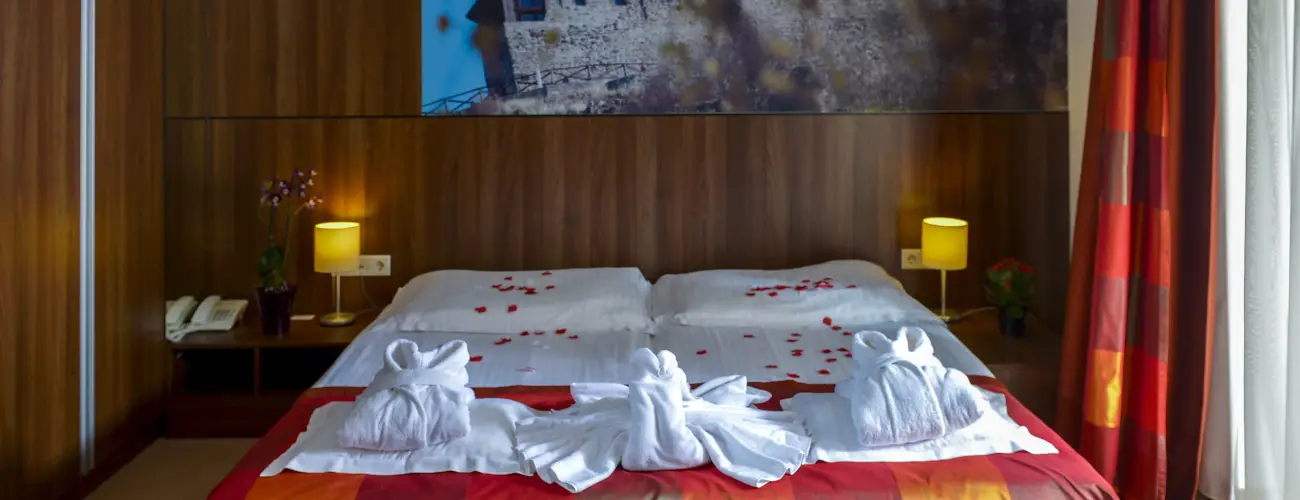 Royal Club Hotel Visegrd - Oktber 23. - teljes elrefizetssel (min. 2 j)