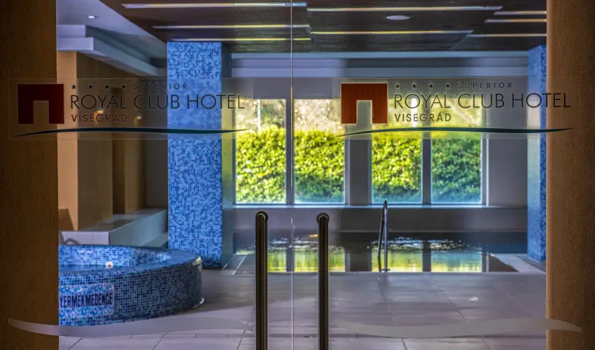 Royal Club Hotel Visegrd - Oktber 23. (min. 2 j)