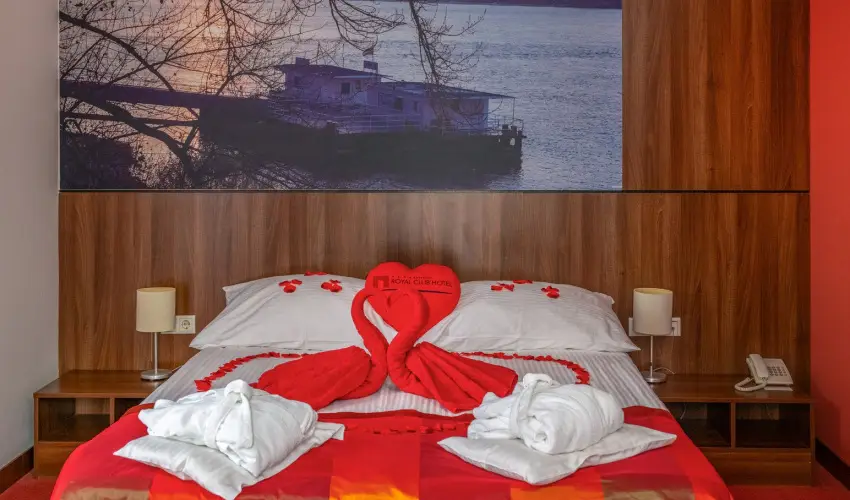 Royal Club Hotel Visegrd - Oktber 23. (min. 2 j)