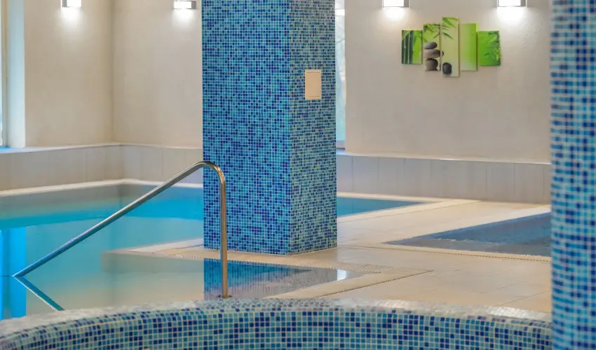 Royal Club Hotel Visegrd - Oktber 23. (min. 2 j)