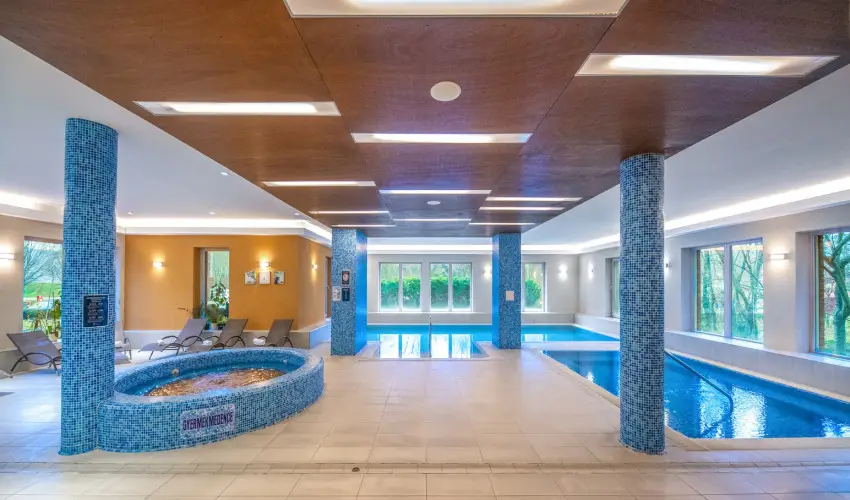 Royal Club Hotel Visegrd - Oktber 23. (min. 2 j)