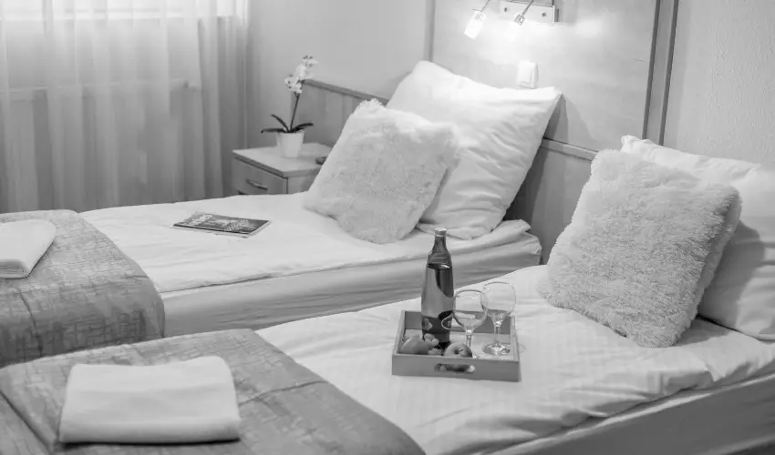 Salg� Hotel Salg�tarj�n-Eresztv�ny - Okt�ber 23. (min. 2 �j)