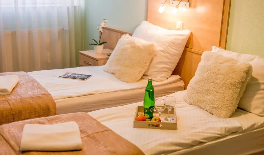 Salg Hotel Salgtarjn-Eresztvny - Oktber 23. (min. 2 j)