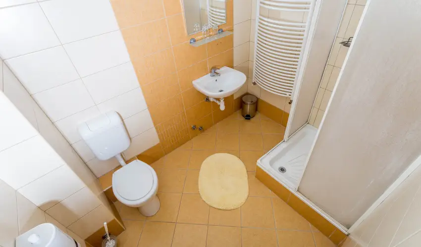 Salg Hotel Salgtarjn-Eresztvny - Oktber 23. (min. 2 j)