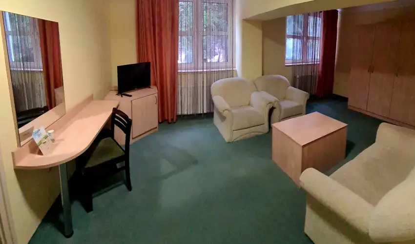 Salg Hotel Salgtarjn-Eresztvny - Oktber 23. (min. 2 j)