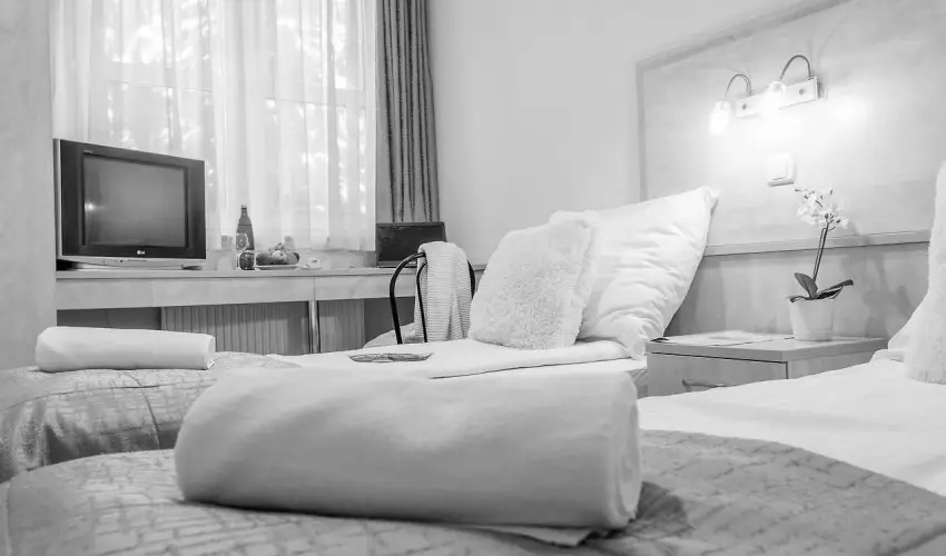 Salg� Hotel Salg�tarj�n-Eresztv�ny - Okt�ber 23. (min. 2 �j)