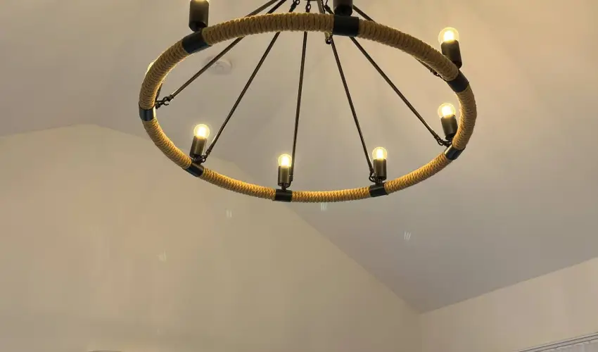 Sri Udvar Dunakiliti - Oktber 23. (min. 2 j)