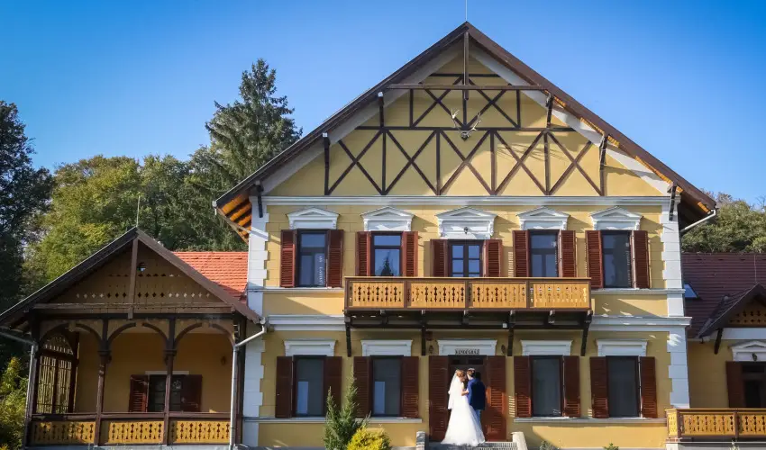 Sasr�ti Vad�szkast�ly Almamell�k - Okt�ber 23.