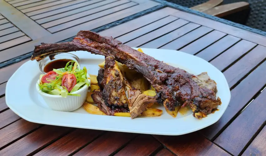 Sasr�ti Vad�szkast�ly Almamell�k - Okt�ber 23.