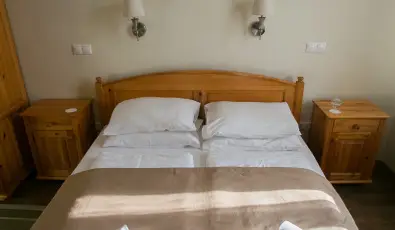 Sasr�ti Vad�szkast�ly Almamell�k