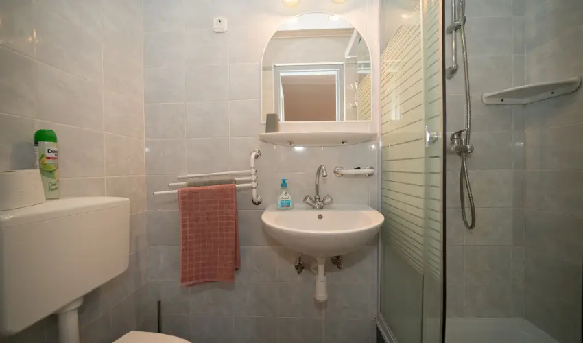 Siesta Vendghz Eger - Oktber 23. (min. 2 j)