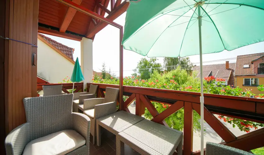 Siesta Vendghz Eger - Oktber 23. (min. 2 j)