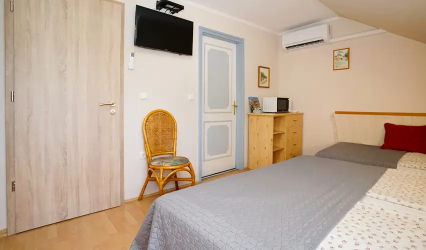 Siesta Vendghz Eger - Oktber 23. (min. 2 j)