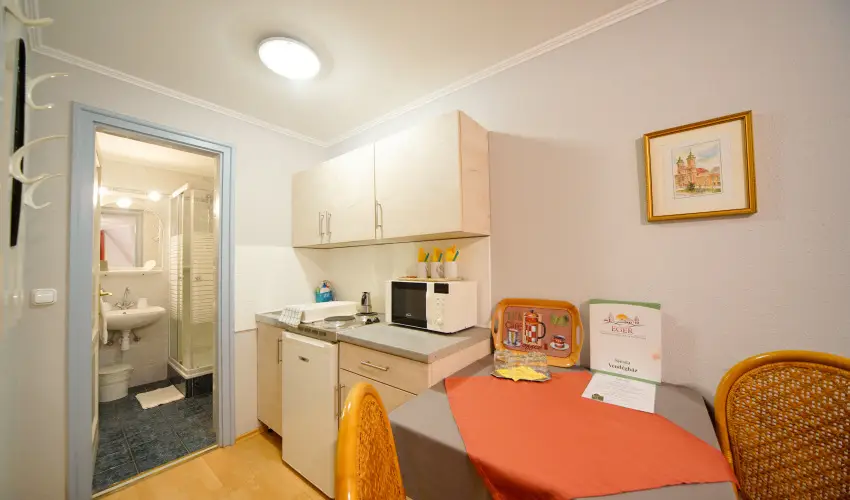 Siesta Vendghz Eger - Oktber 23. (min. 2 j)