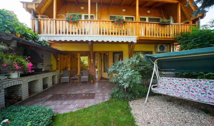 Siesta Vendghz Eger - Oktber 23. (min. 2 j)