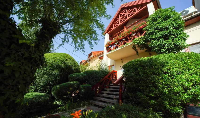 Siesta Vendghz Eger - Oktber 23. (min. 2 j)