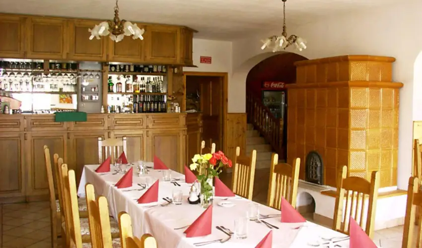 Sokor Fogad Sokorptka - Oktber 23.