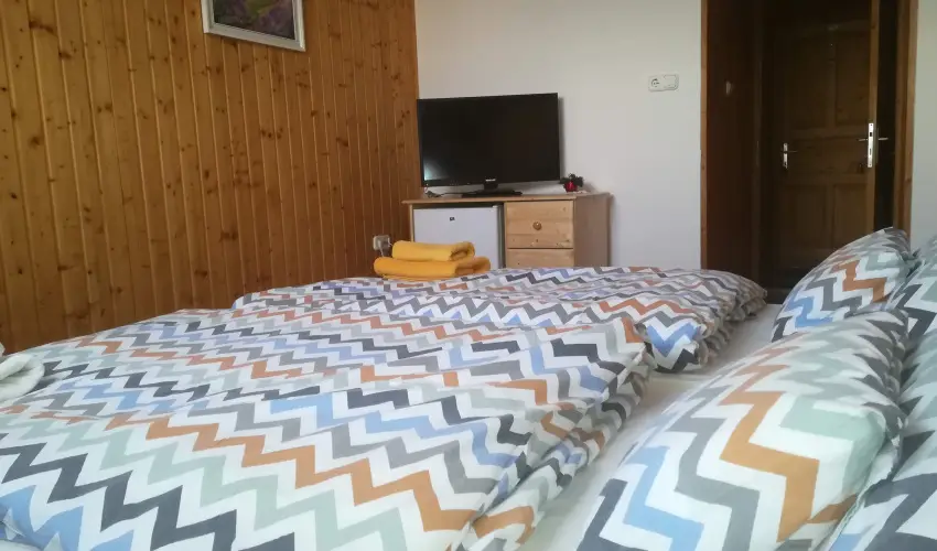 Sokor Fogad Sokorptka - Oktber 23.