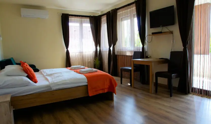 Solaris Garden Rooms Cserkeszl - Oktber 23. (min. 2 j)