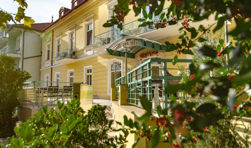 Hotel Spa H�v�z H�v�z - Okt�ber 23. (min. 2 �j)