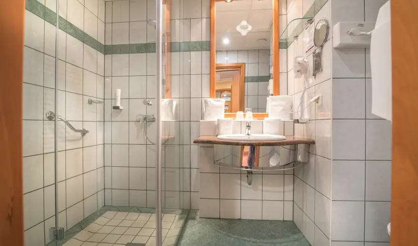 Hotel Spa H�v�z H�v�z - Okt�ber 23. (min. 2 �j)