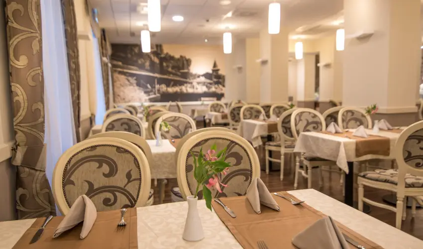 Hotel Spa H�v�z H�v�z - Okt�ber 23. (min. 2 �j)