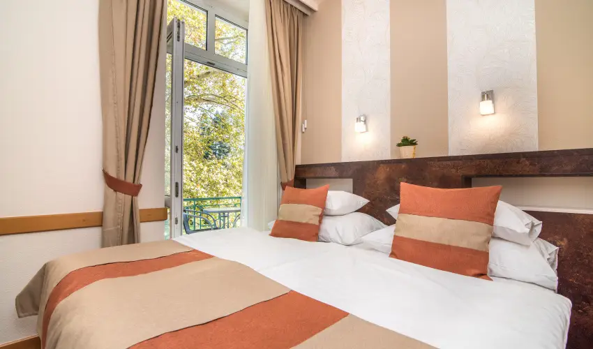 Hotel Spa H�v�z H�v�z - Okt�ber 23. (min. 2 �j)