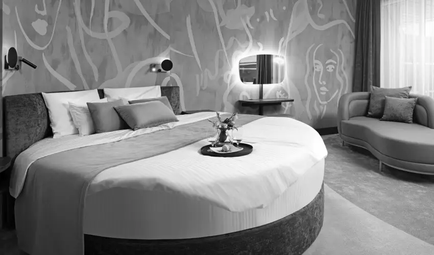 Spirit Hotel Thermal Spa Srvr - Oktber 23. (min. 2 j)