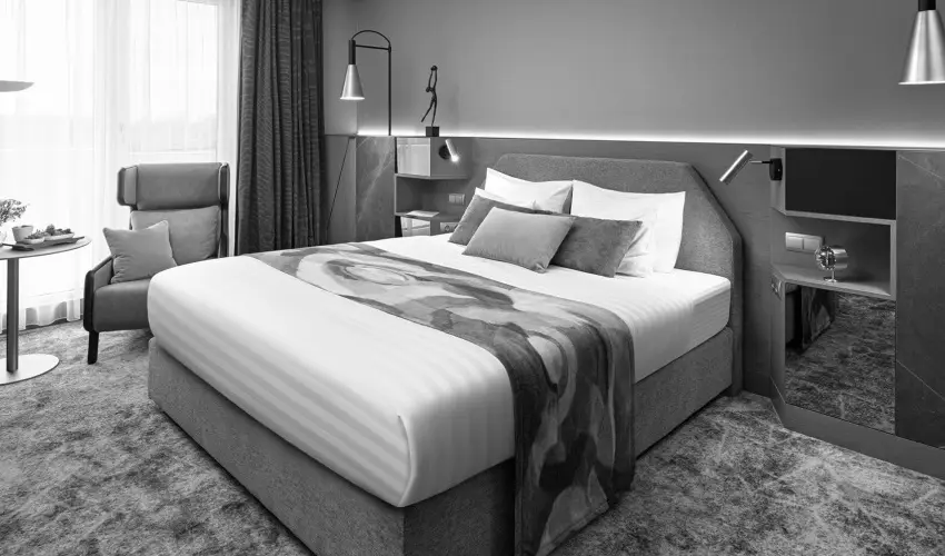 Spirit Hotel Thermal Spa Srvr - Oktber 23. (min. 2 j)