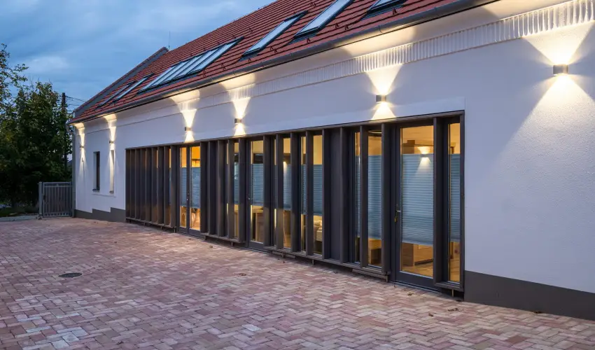 Stadium Home Panzió Barnag - Október 23.