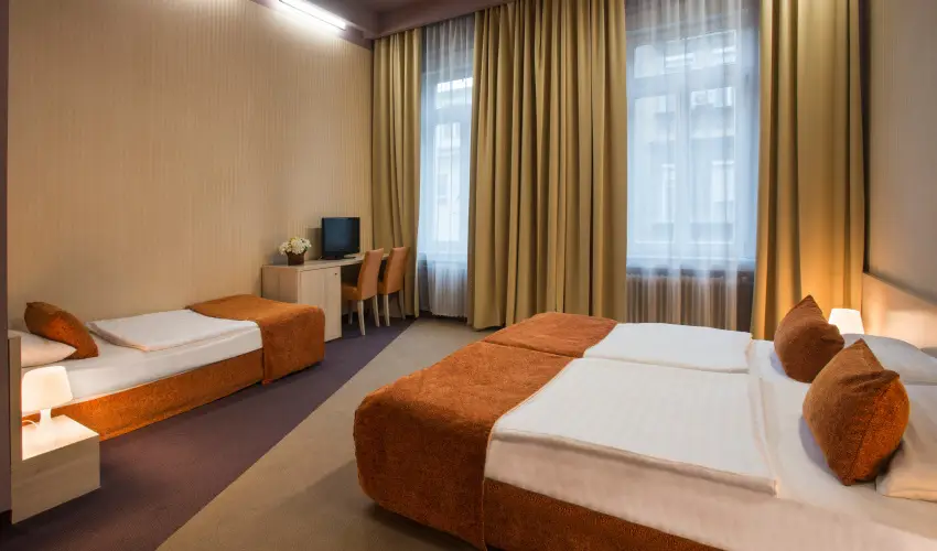 Star City Hotel Budapest - Oktber 23. 