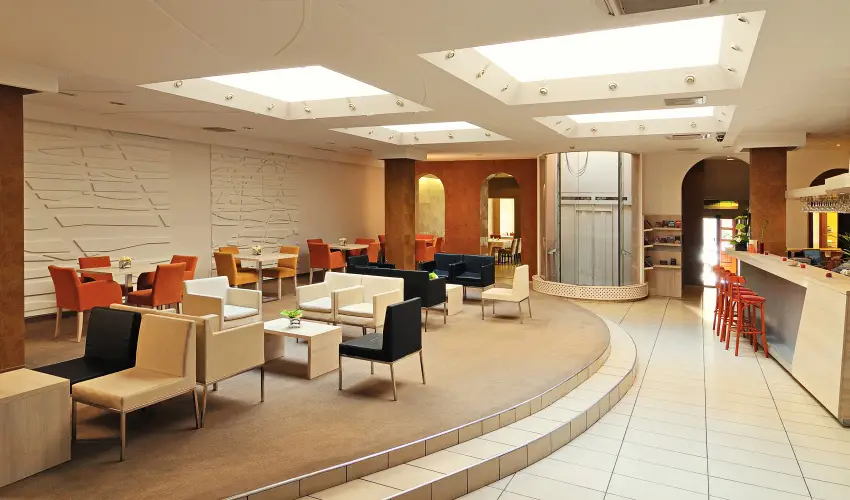 Star City Hotel Budapest - Oktber 23. 