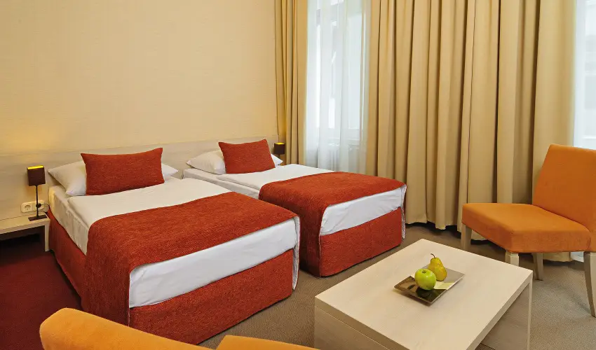 Star City Hotel Budapest - Oktber 23. 